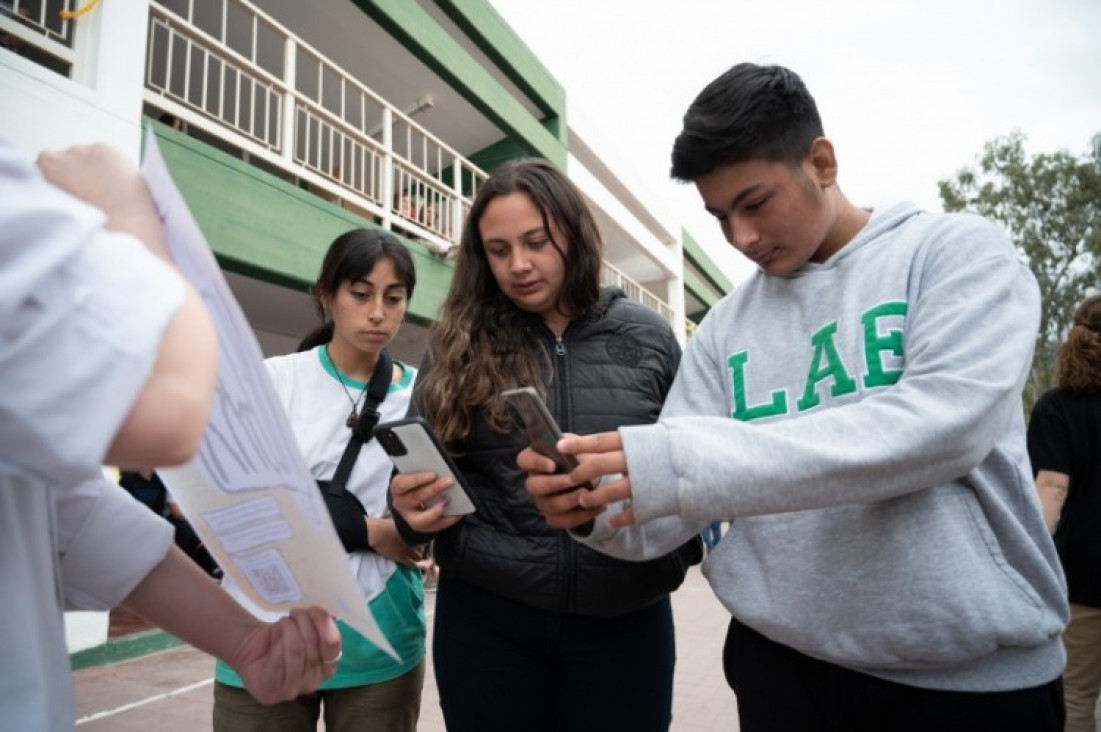 imagen Cómo acompañar en el uso de la tecnología en la niñez y la adolescencia