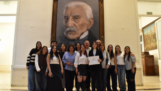 imagen La legislatura distinguió a una egresada del CUC por su participación destacada en debates internacionales