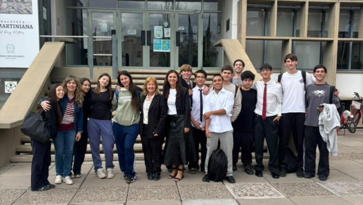 imagen Estudiantes de 5° año participaron de una audiencia con jurado vecinal en el Concejo Deliberante de Capital