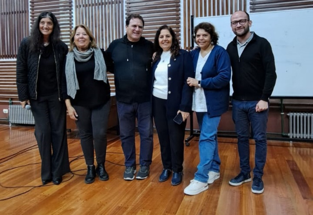 imagen Camino a los 60 años del edificio del CUC: estudiantes de cuarto año profundizan en la historia del edificio escolar