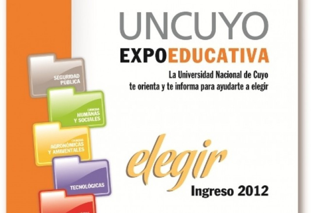 imagen Comienza exposición de todas las carreras de la UNCuyo