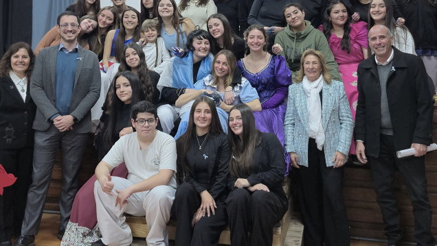 imagen Acto central de las escuelas de UNCUYO: El CUC homenajeó al Padre de la Patria