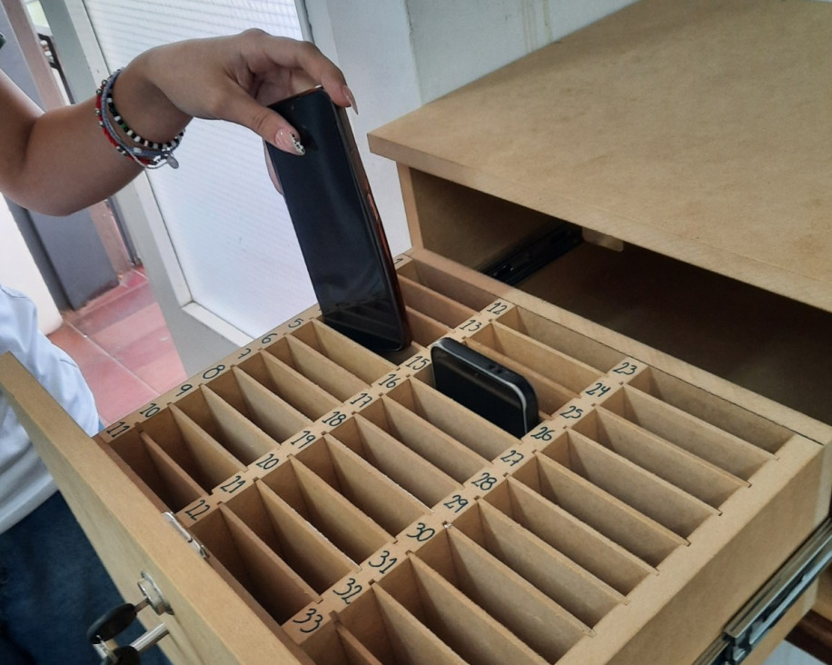 imagen El CUC implementa un régimen de resguardo de celulares para fortalecer la atención y el encuentro 