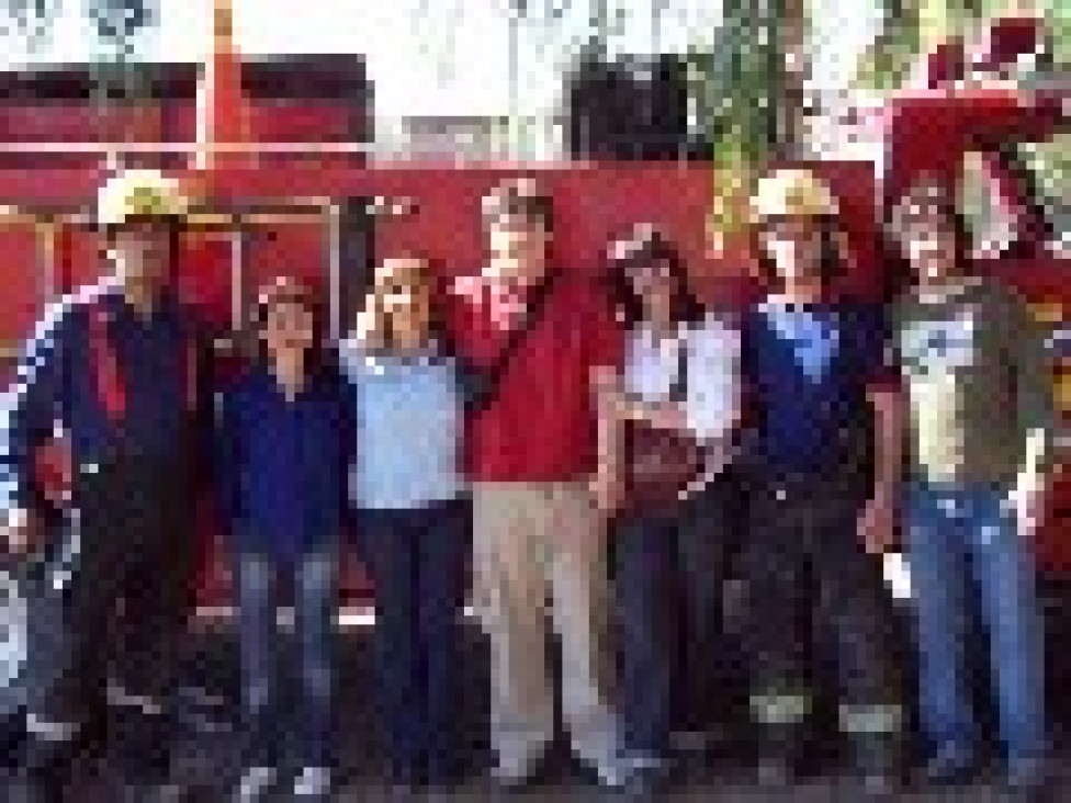 imagen LOS ALUMNOS DEL CUC SE CAPACITARON CON LOS BOMBEROS DE GODOY CRUZ