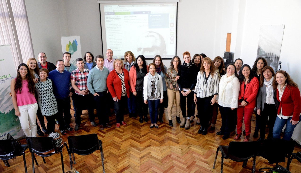 imagen Docentes del CUC recibieron capacitación en Aquabook