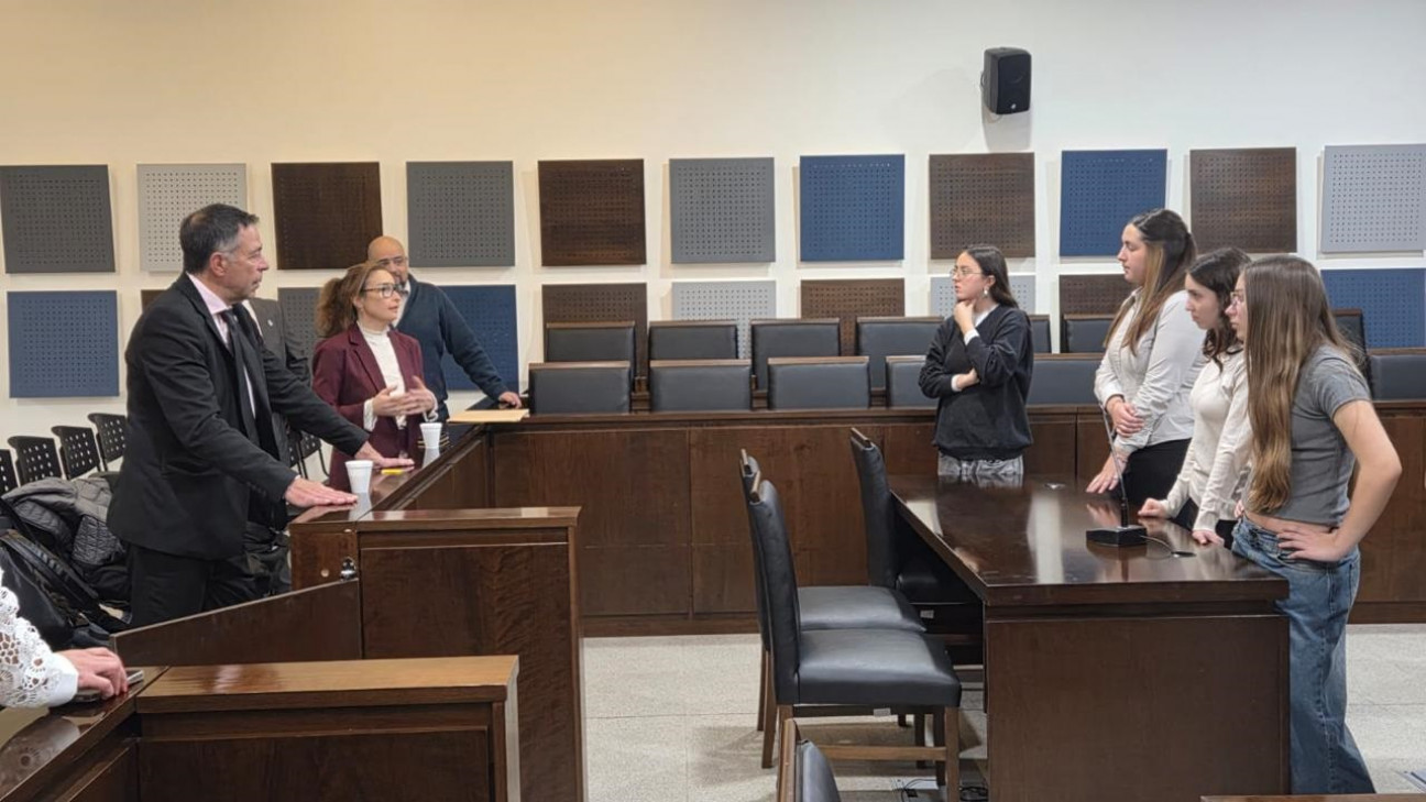 imagen De las aulas a la justicia real: estudiantes del TAP de Derecho del CUC visitaron el Polo Judicial