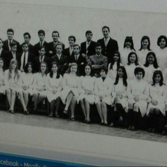 imagen Egresados 1968 festejan sus 50 años de su paso por el colegio