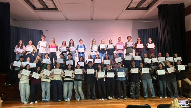 imagen Emotivo cierre del intercambio cultural y lingüístico con la delegación de Francia