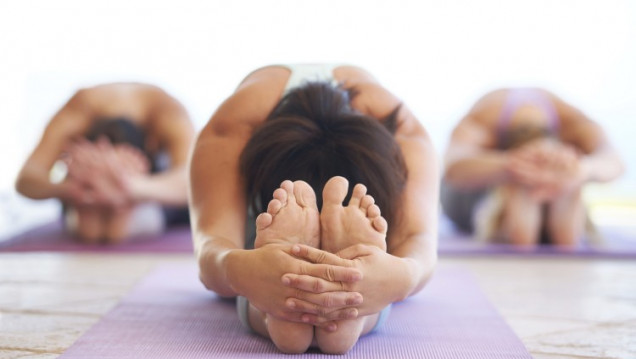 imagen Ciclo de yoga para la comunidad universitaria